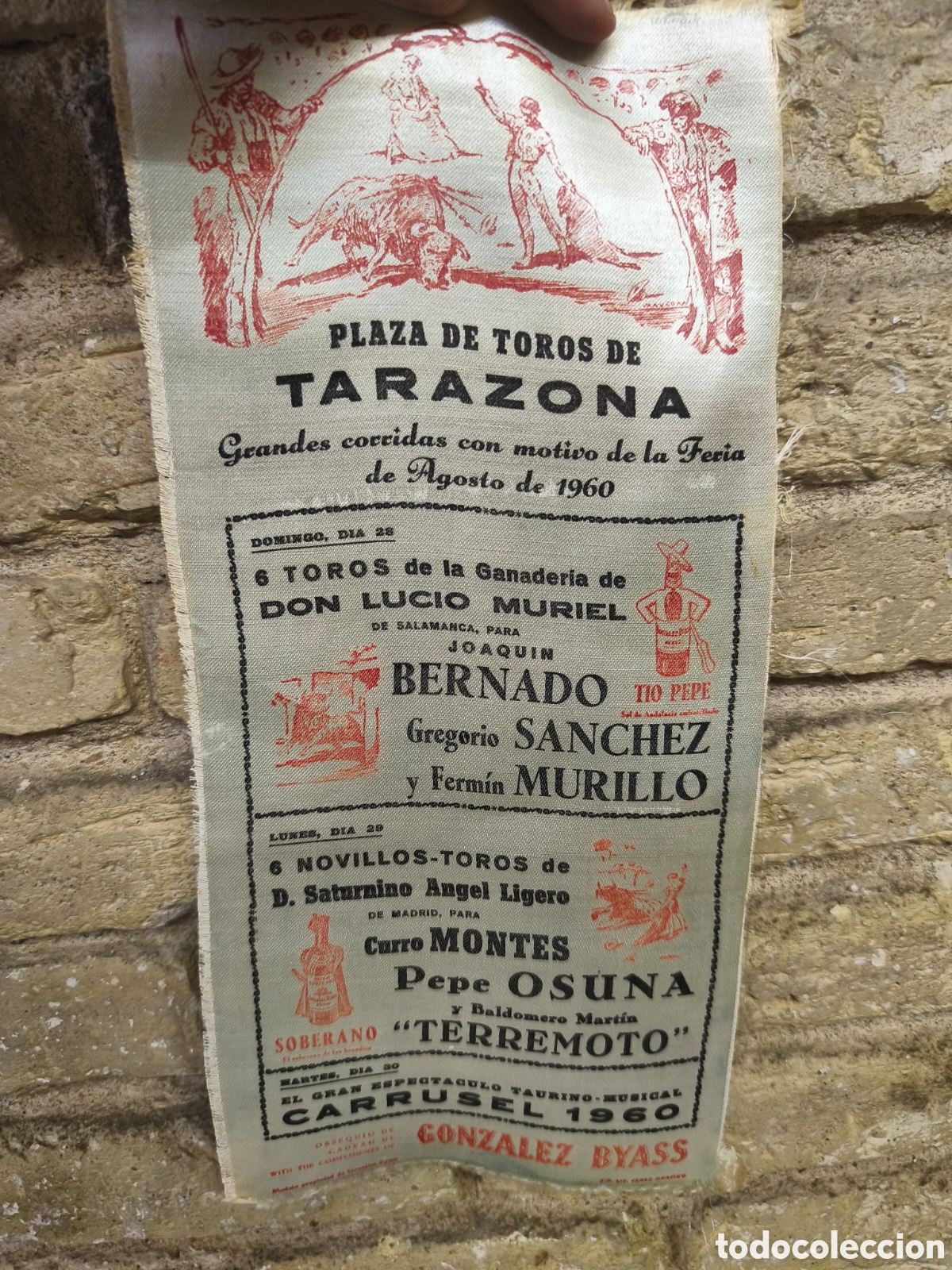 Bullfighting: CARTEL TOROS PLAZA DE TOROS DE TARAZONA 1960, EN TELA