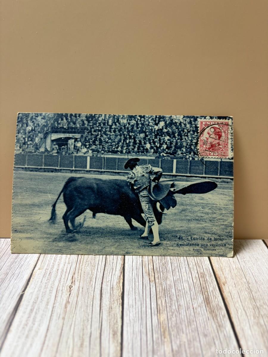 Tauromachie: TARJETA POSTAL. CORRIDA DE TOROS. 44.- REMATANDO UNA VER&Oacute;NICA. L. ROISIN.