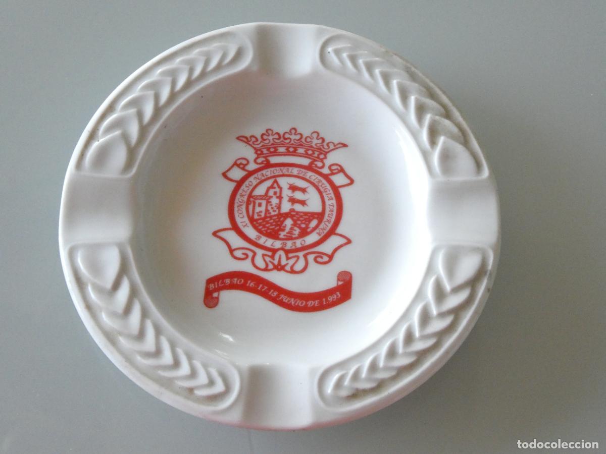 Tauromaquia: CENICERO DE CER&Aacute;MICA. CONGRESO NACIONAL CIRUG&Iacute;A TAURINA BILBAO 1993. M&Eacute;DICOS TOREROS, 14CM 220GR