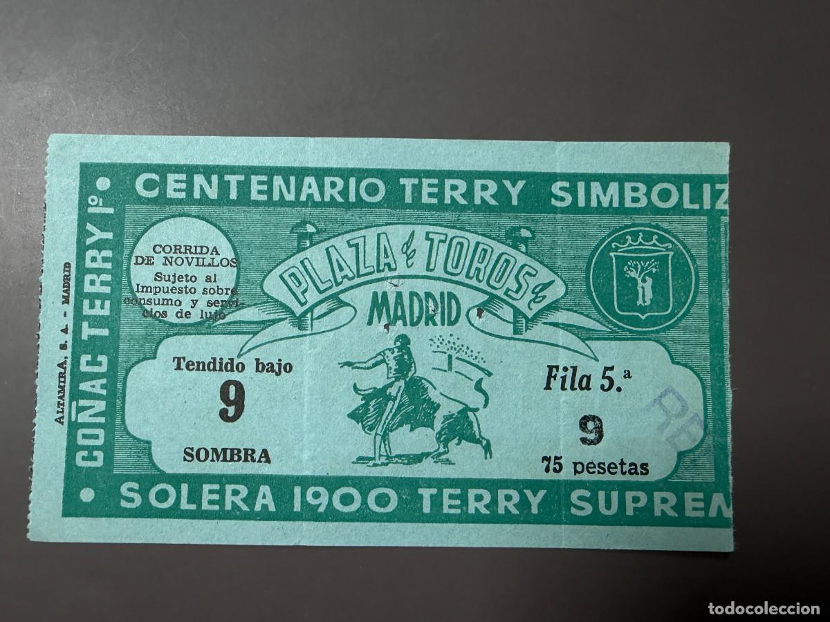 Tauromaquia: ENTRADA DE TOROS. PLAZA DE TOROS DE MADRID. 1961. VER FOTOS
