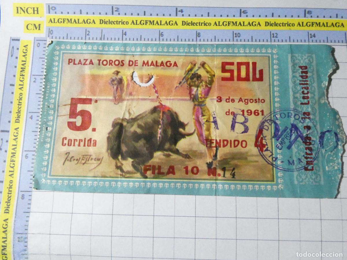 Tauromaquia: ENTRADA TOROS TOREROS CORRIDA PLAZA M&Aacute;LAGA. 3 AGOSTO 1961. PUBLICIDAD CERVEZA VICTORIA. 587