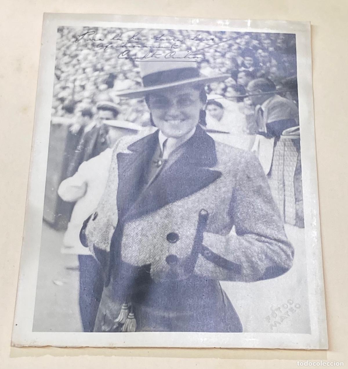 Tauromaquia: A&Ntilde;O 1945 - CONCHITA CINTR&Oacute;N FOTOGRAF&Iacute;A ORIGINAL CON AUT&Oacute;GRAFO TOROS REJONEO DEDICATORIA BARCELONA