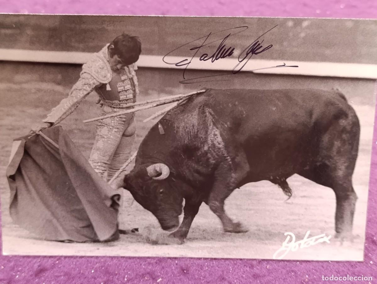 Tauromaquia: Tauromaquia, Fotograf&iacute;a Original de Torero, Sebasti&aacute;n Palomo Linares, firmada, fot. Bot&aacute;n, sellos