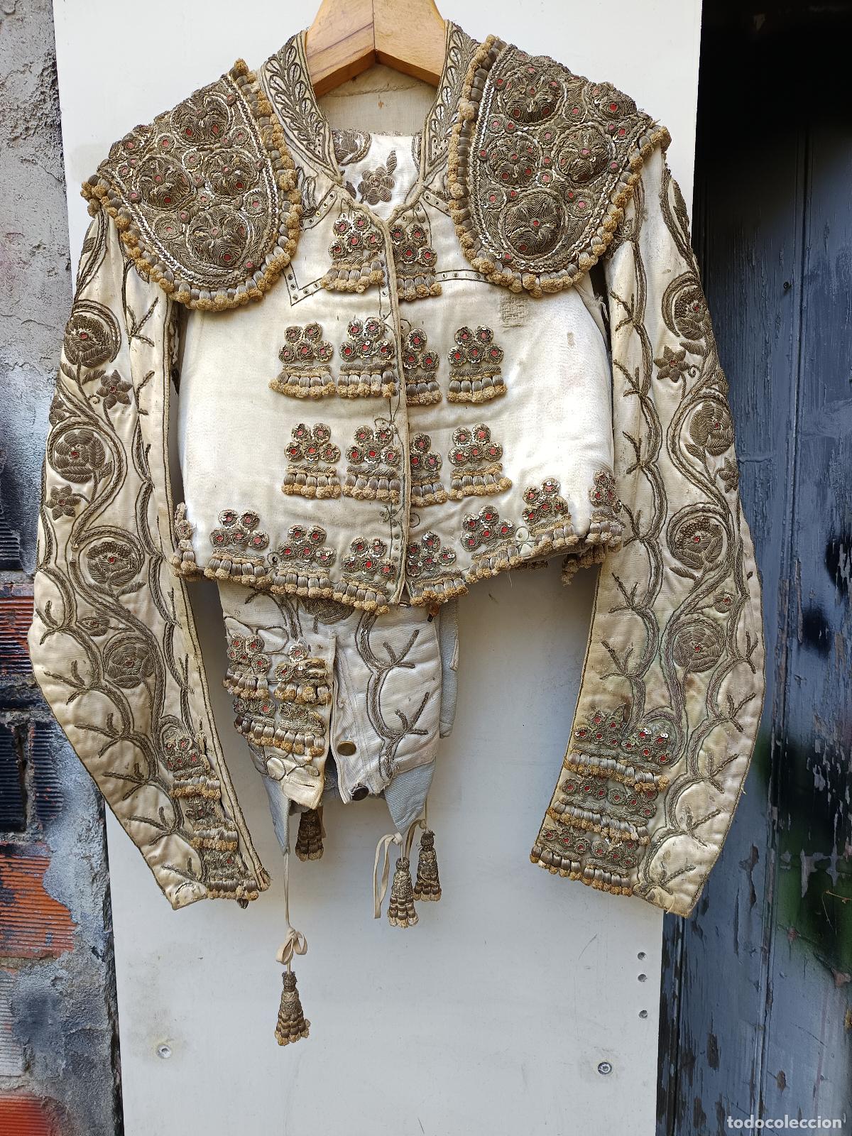 Tauromaquia: TRAJE DE TORERO ANTIGUO BORDADO CON HILO DE ORO, PERLITA, JESUS AMADEO SANCHEZ LAHOZ, FALLECIDO 1904