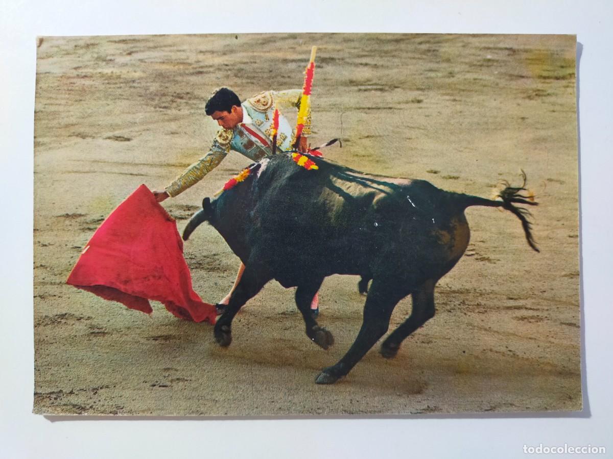 Tauromaquia: Tarjeta Postal. PAQUIRRI: Natural con la derecha - Edit Savir