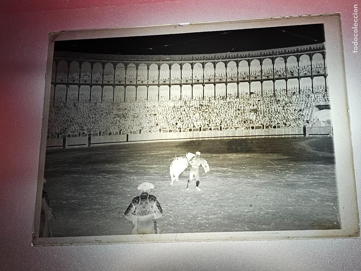 Tauromaquia: PLACA , NEGATIVO , CLICHE DE CRISTAL DE PLAZA DE TOROS. PARA IDENTIFICAR.