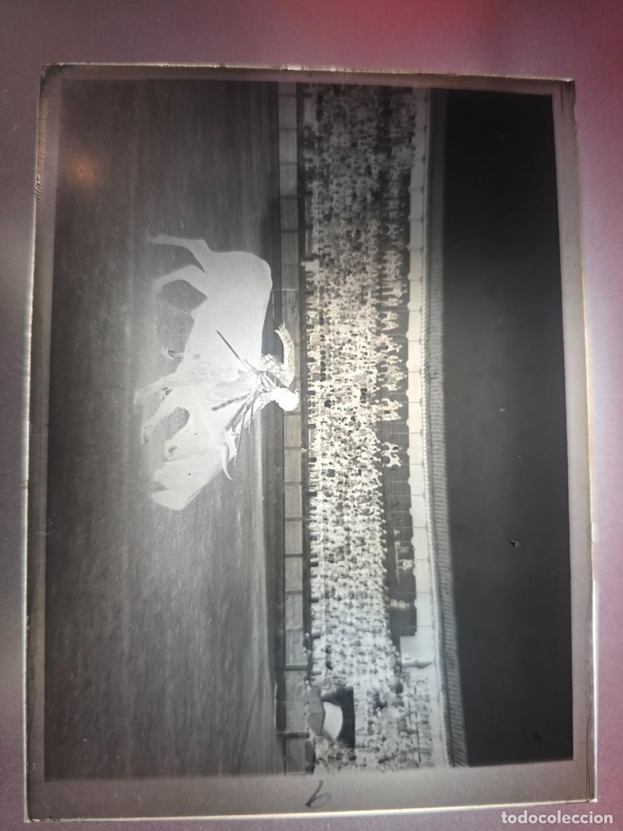 Tauromaquia: PLACA , NEGATIVO , CLICHE DE CRISTAL DE PLAZA DE TOROS. PARA IDENTIFICAR.
