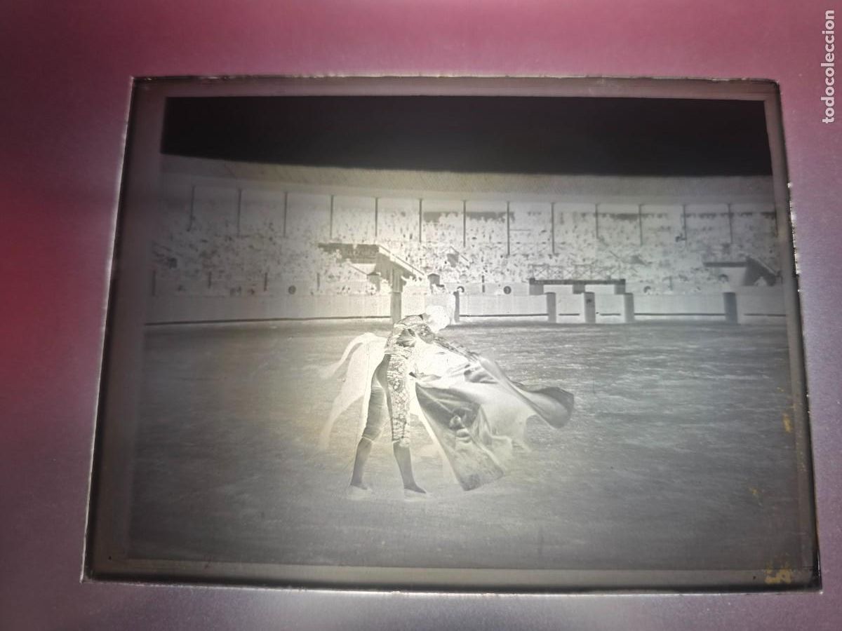Tauromaquia: PLACA , NEGATIVO , CLICHE DE CRISTAL DE PLAZA DE TOROS. PARA IDENTIFICAR.
