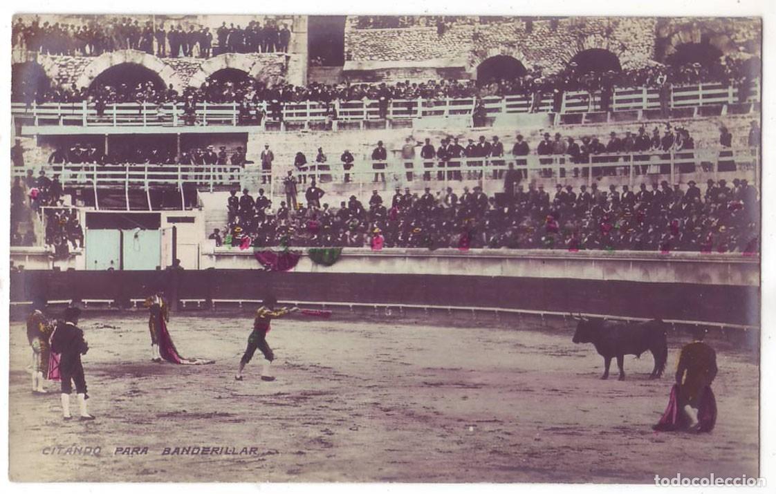 Tauromaquia: Postal corrida de toros: Citando para banderillar. No consta editor. No circulada (A&ntilde;os 10-20)