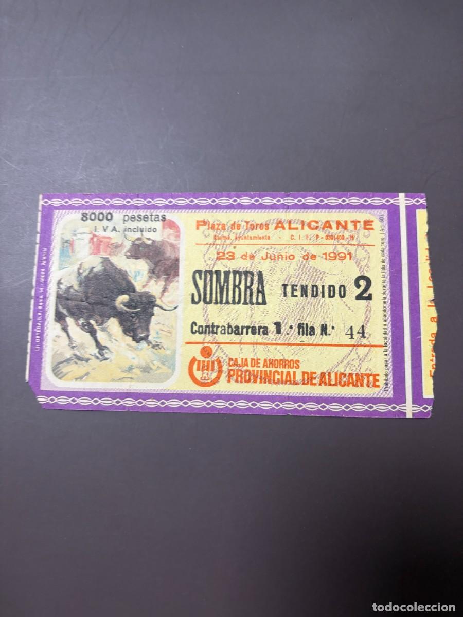 Tauromaquia: ENTRADA DE PLAZA DE TOROS. ALICANTE. 23 JUNIO 1991.