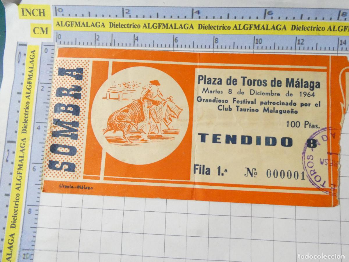 Tauromaquia: ENTRADA TOROS TOREROS CORRIDA PLAZA M&Aacute;LAGA. 8 DICIEMBRE 1965 PUBLICIDAD CERVEZA VICTORIA. 606
