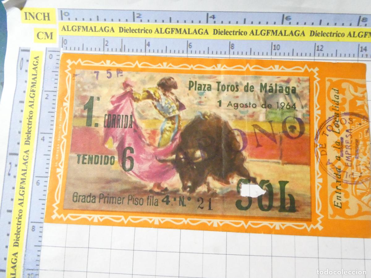 Tauromaquia: ENTRADA TOROS TOREROS CORRIDA PLAZA M&Aacute;LAGA. 1 AGOSTO 1964 PUBLICIDAD CERVEZA VICTORIA. 623