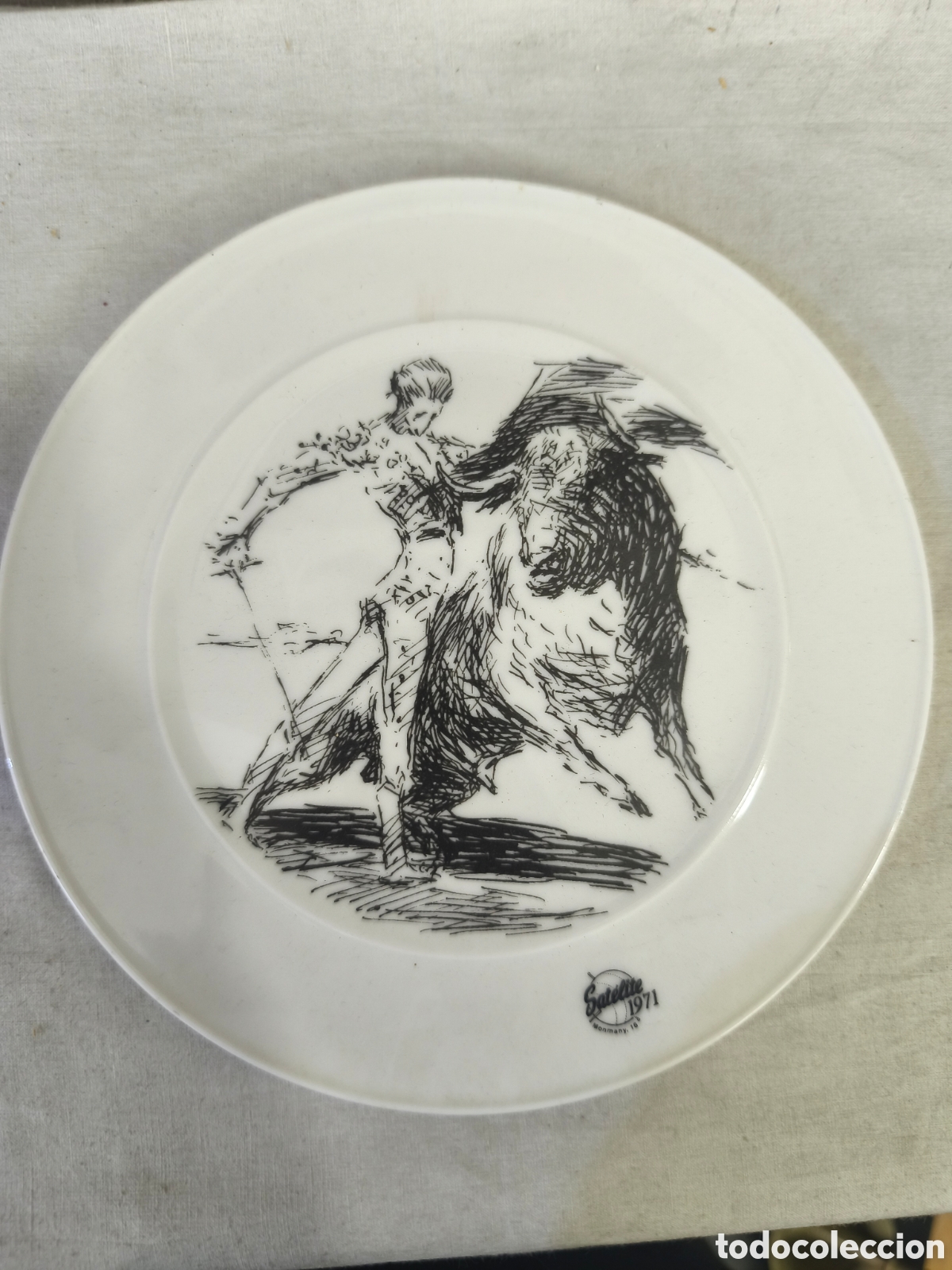 Tauromaquia: Manolete, plato Bidasoa, dibujo Antonio Casero