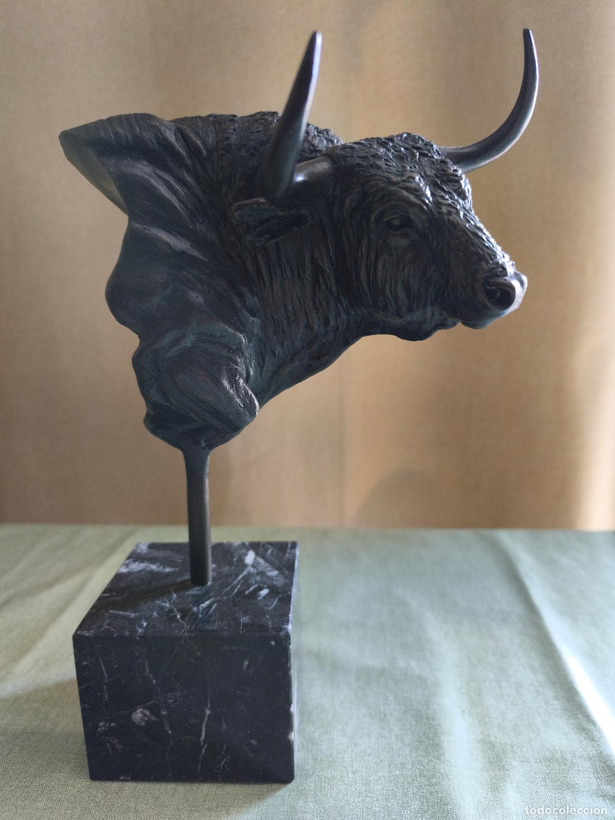Tauromachia: TAUROMAQUIA: EL TORO EN EL ARTE. ESCULTURA + LIBRO + CAT&Aacute;LOGO DE ARTISTA