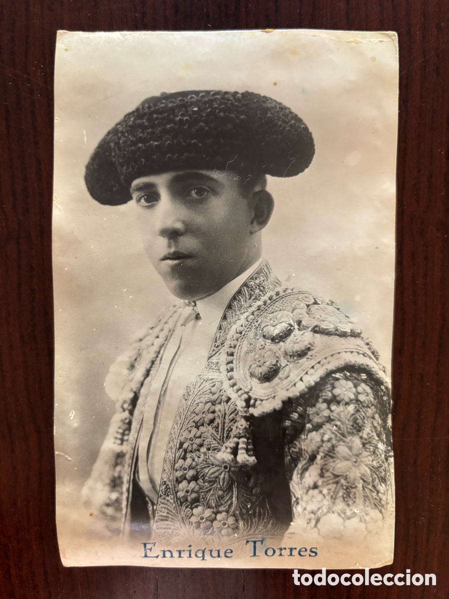 Bullfighting: Enrique Torres. Fotograf&iacute;a de estudio. Toros, toreros, tauromaquia