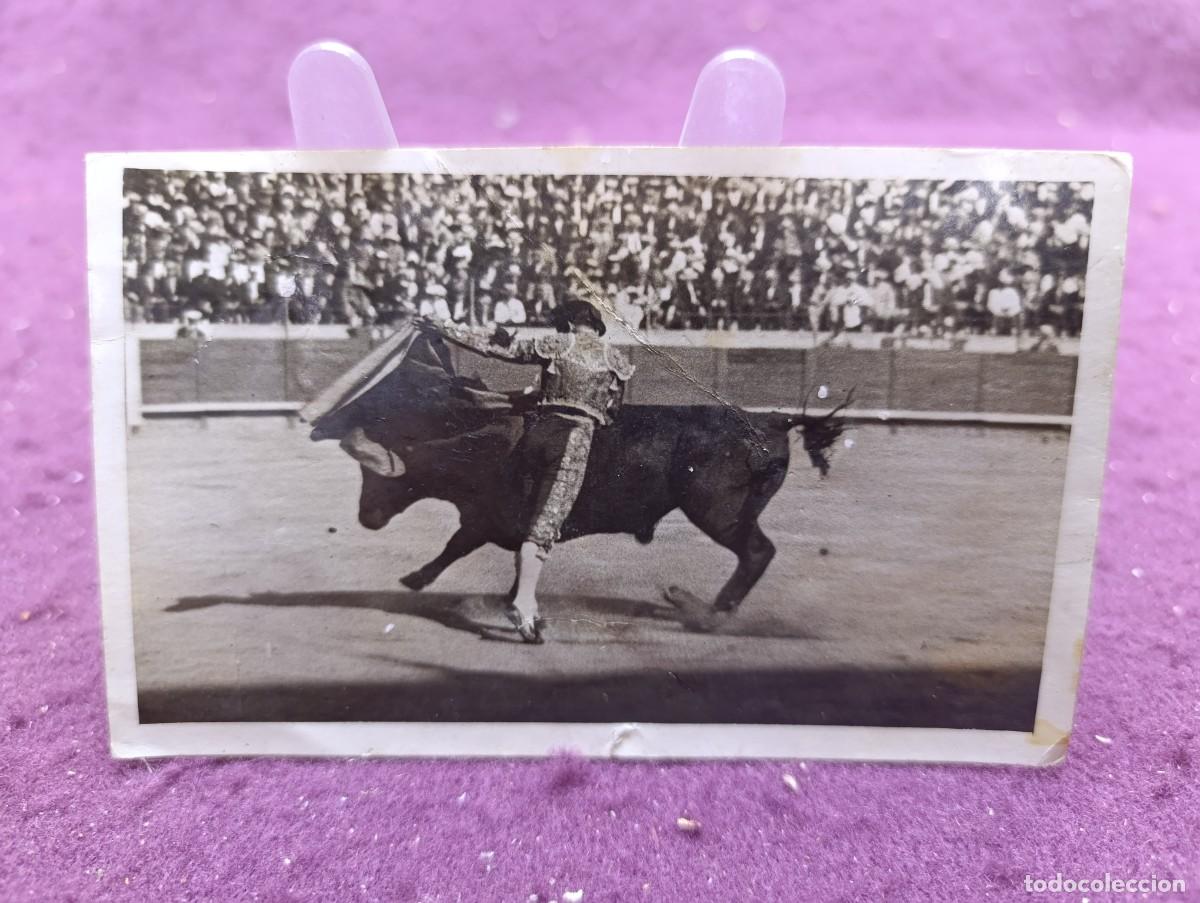 Stierkampf: Antigua fotograf&iacute;a en b/n o sepia, Tauromaquia, Belmonte, 1925, Fot. Vives, sello dorso