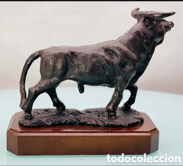 Tauromaquia: Figura toro bravo con base - Foto 7