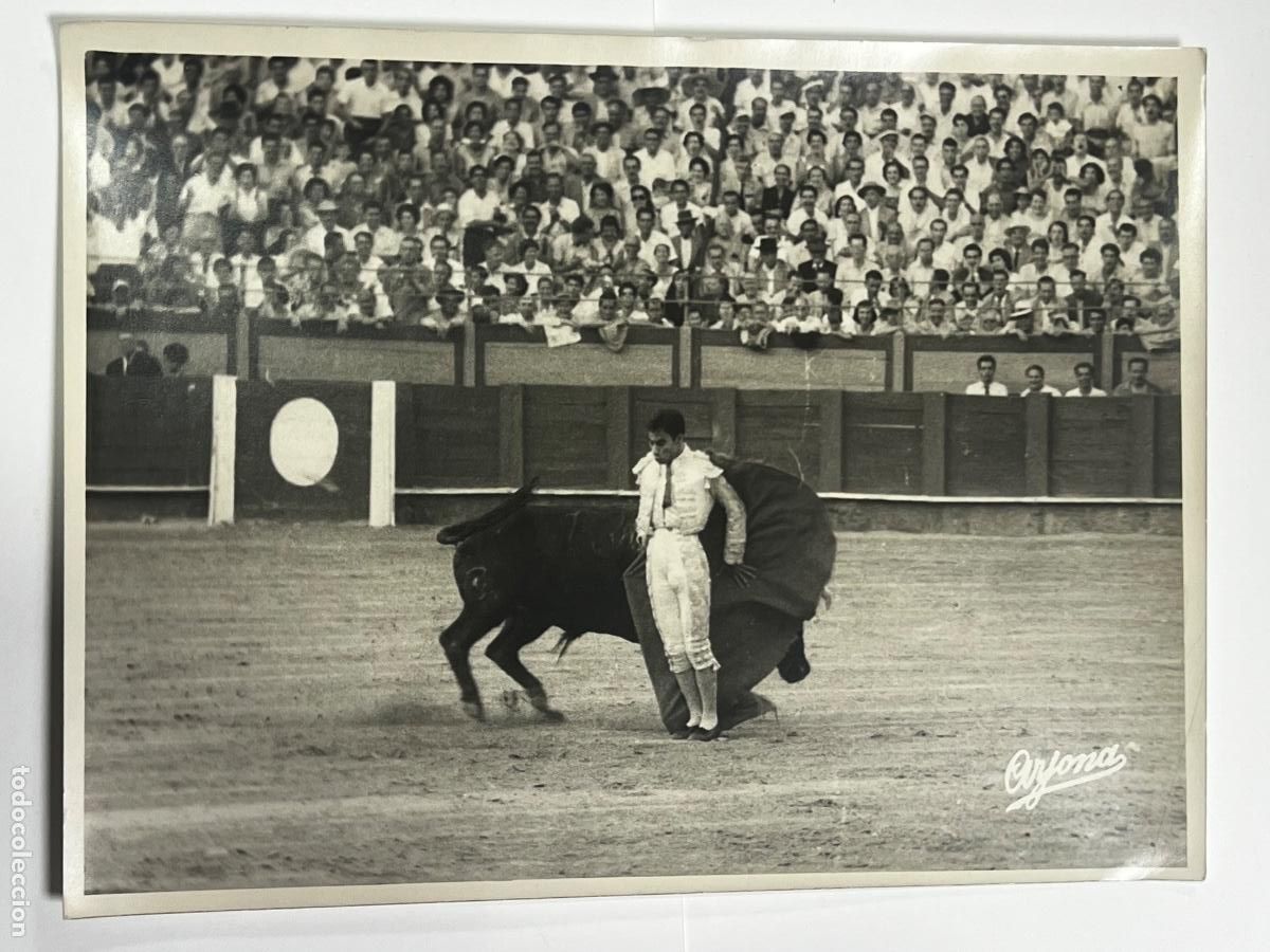 Tauromaquia: ANTIGUA FOTOGRAF&Iacute;A. TORERO LUIS DE PAULOBA. TAUROMAQUIA. FOTOGRAF&Iacute;A ARJONA.