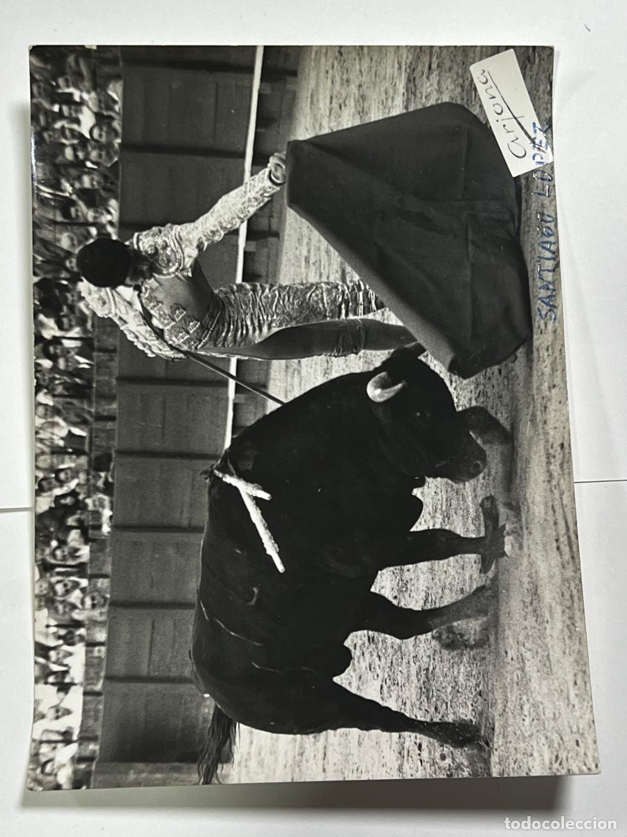 Tauromaquia: ANTIGUA FOTOGRAF&Iacute;A. TORERO SANTIAGO-L&Oacute;PEZ. FOTO ARJONA. 18 x 13 CM.