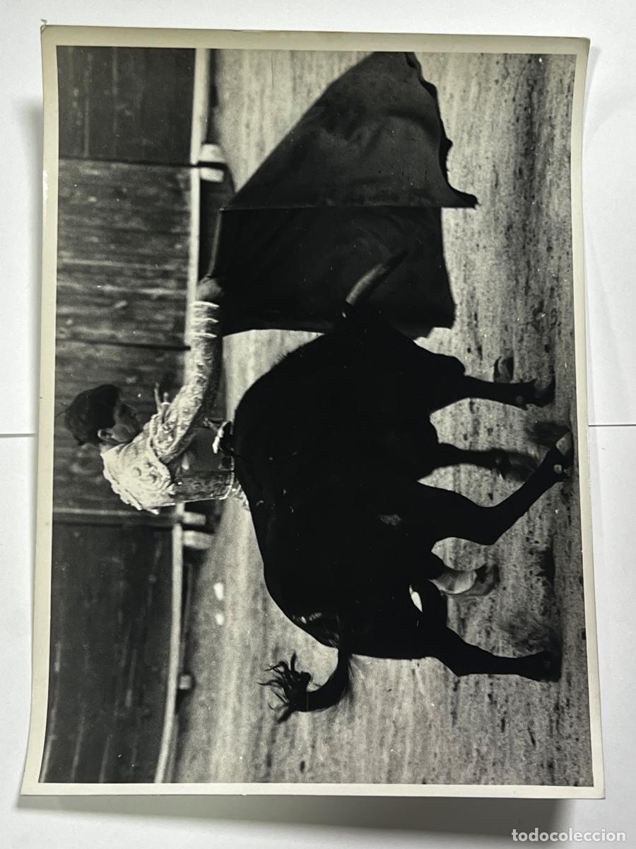 Tauromaquia: ANTIGUA FOTOGRAF&Iacute;A. TORERO SANTIAGO-L&Oacute;PEZ. 18 x 13 CM.