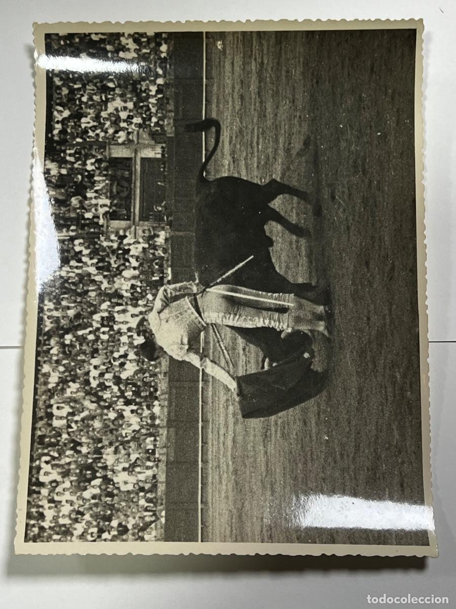 Tauromaquia: ANTIGUA FOTOGRAF&Iacute;A. TORERO CARLOS ARRUZA. 18 x 13 CM. FOTO SERRANO.