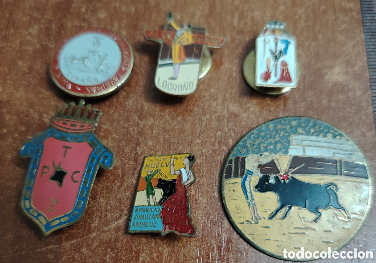 Tauromaquia: Lote de insignias taurinas