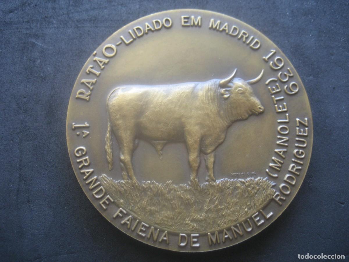 Tauromaquia: MEDALLA BRONCE TORO RATON. LIDIADO POR MANOLETE EN 1939 EN MADRID. GANADERIA PINTO BARREIROS