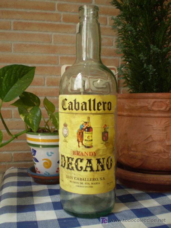 Coleccionismo de vinos y licores: BOTELLA DE BRANDY DECANO DE LUIS CABALLERO. ETIQUETA.