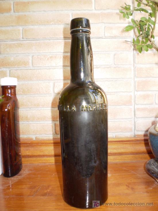 Collection of wines and liquors: BOTELLA DE MONTILLA MORILES. MEDIO LITRO.