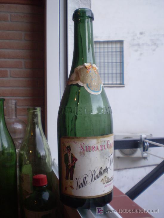 Collection of wines and liquors: BOTELLA DE SIDRA EL GAITERO. A&Ntilde;OS 60.