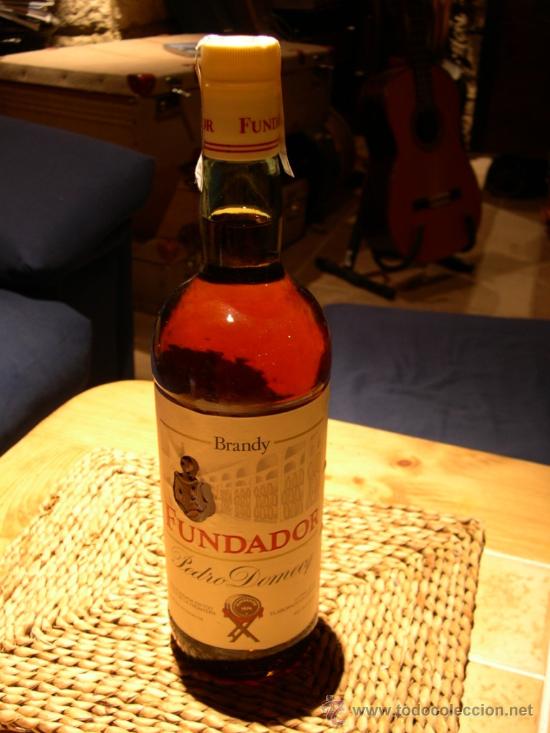 Coleccionismo de vinos y licores: BOTELLA FUNDADOR A&Ntilde;O 83