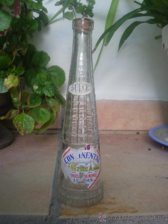 Collection of wines and liquors: BOTELLIN DE ANIS DULCE CONTINENTAL. MANUEL TAPIA MU&Ntilde;OZ, LINARES JAEN.