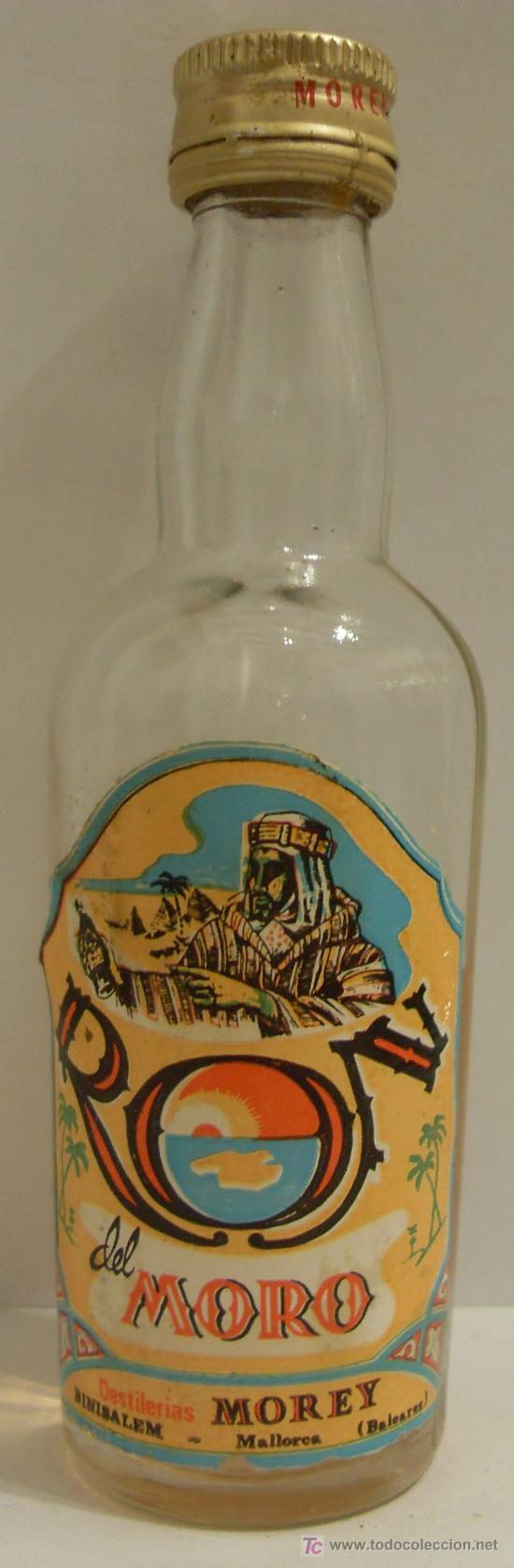 Coleccionismo de vinos y licores: BOTELLIN DE RON EL MORO. DESTILERIAS MOREY. BINISALEM, MALLORCA.