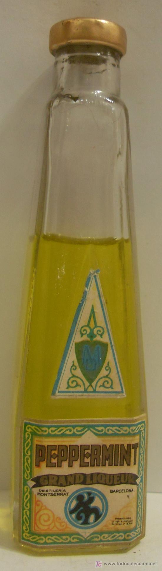 Coleccionismo de vinos y licores: BOTELLIN DE GRAND LIQUEUR PEPPERMINT. DESTILERIAS MONTSERRAT, BARCELONA.