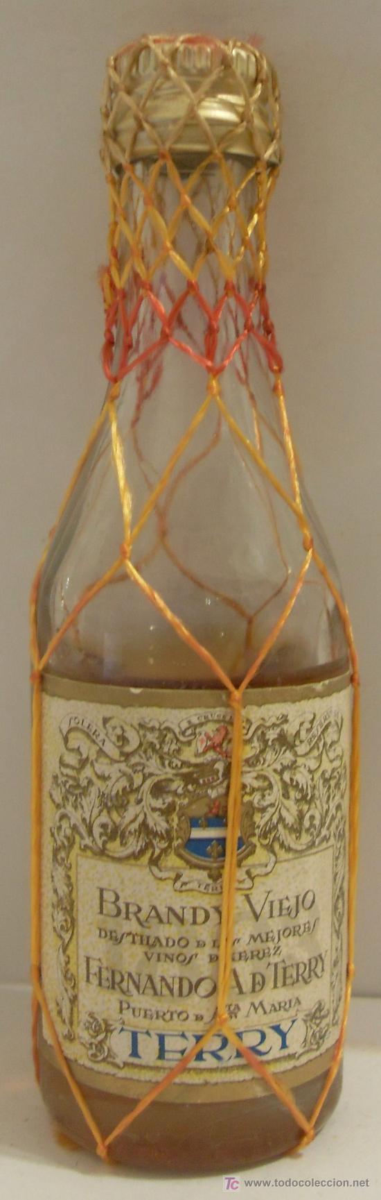 Coleccionismo de vinos y licores: BOTELLIN DE BRANDY VIEJO TERRY. BODEGAS FERNANDO A. DE TERRY. EL PUERTO DE SANTA M&ordf;, CADIZ.