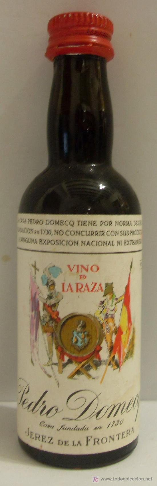 Sammlung von Weinen und Lik&ouml;ren: BOTELLIN DE VINO DE RAZA OLOROSO. BODEGAS PEDRO DOMECQ. JEREZ DE LA FRONTERA, CADIZ.
