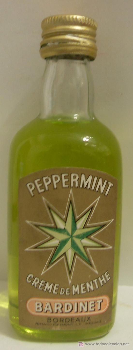 Collection of wines and liquors: BOTELLIN DE CREMA DE MENTA PEPPERMINT. DESTILERIAS BARDINET. BORDEAUX, FRANCIA.