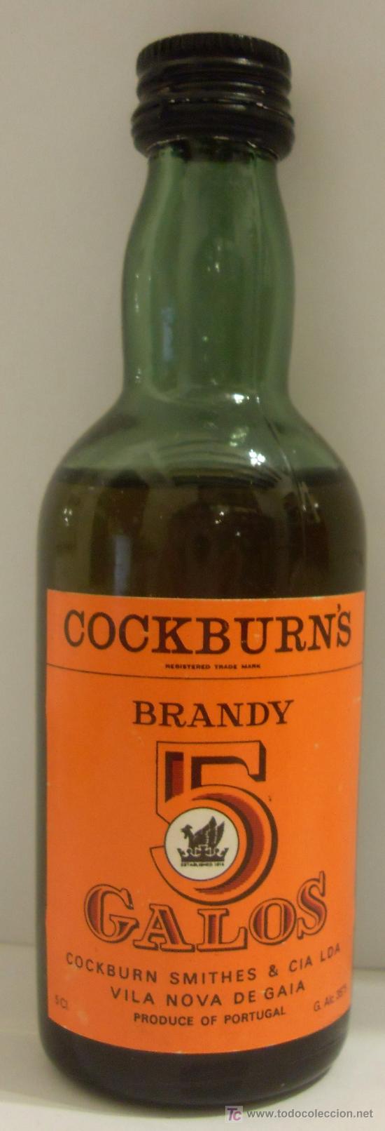 Collection of wines and liquors: BOTELLIN DE BRANDY 5 GALOS. DESTILERIAS COCKBURN SMITHES & CIA LDA. PORTUGAL.
