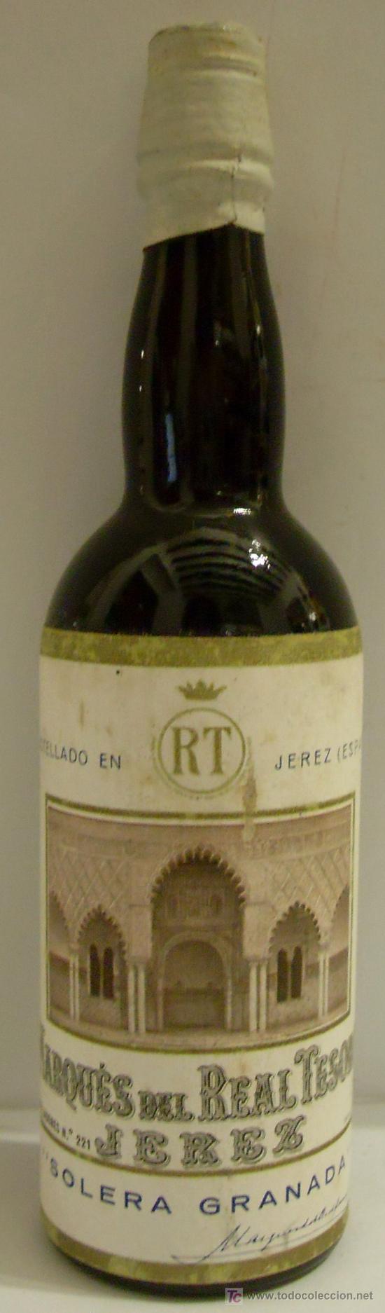 Collection of wines and liquors: BOTELLIN DE VINO SOLERA GRANADA. BODEGAS MARQUES DEL REAL TESORO. JEREZ DE LA FRONTERA, CADIZ.
