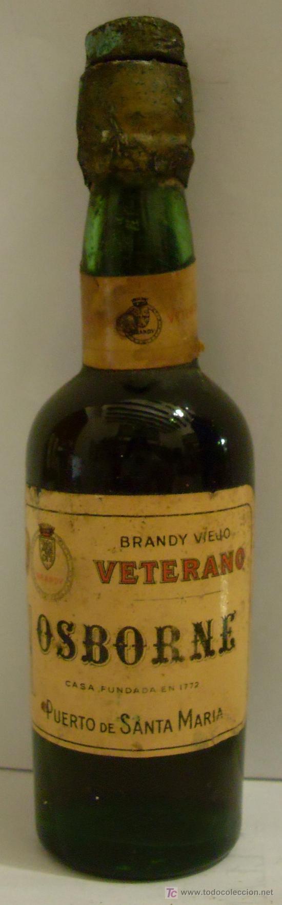 Sammlung von Weinen und Lik&ouml;ren: BOTELLIN DE BRANDY VIEJO DE JEREZ VETERANO. BODEGAS OSBORNE. EL PUERTO DE SANTA M&ordf;, CADIZ.