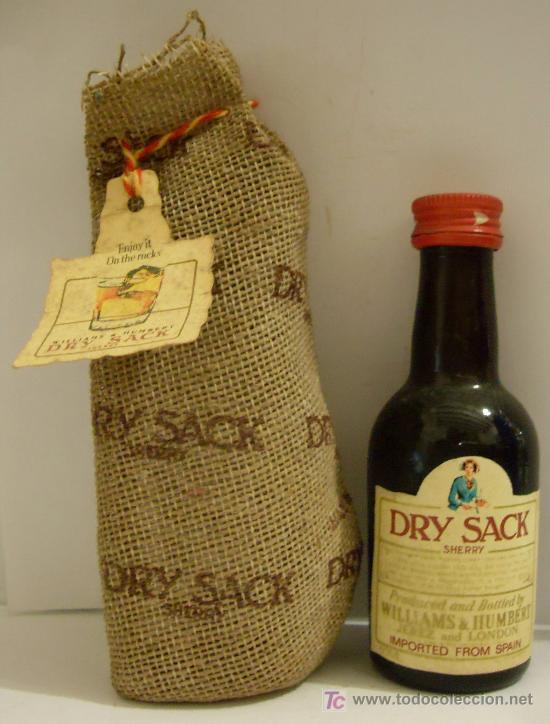 Sammlung von Weinen und Lik&ouml;ren: BOTELLIN DE VINO DE JEREZ MEDIUM DRY SACK. BODEGAS WILLIAMS & HUMBERT. JEREZ DE LA FRONTERA, CADIZ.