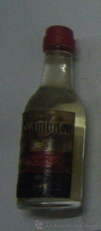 Coleccionismo de vinos y licores: BOTELLIN DE LICOR SAMBUCA. DESTILERIAS PADOVA    RF-194