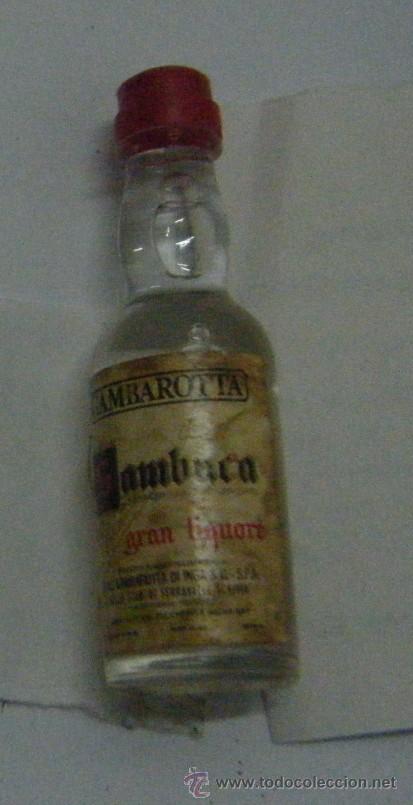 Coleccionismo de vinos y licores: BOTELLIN DE LICOR SAMBUCA GAMBAROTTA. DESTILERIAS GAMBAROTTA DI INGA & C&ordm;  RF-197