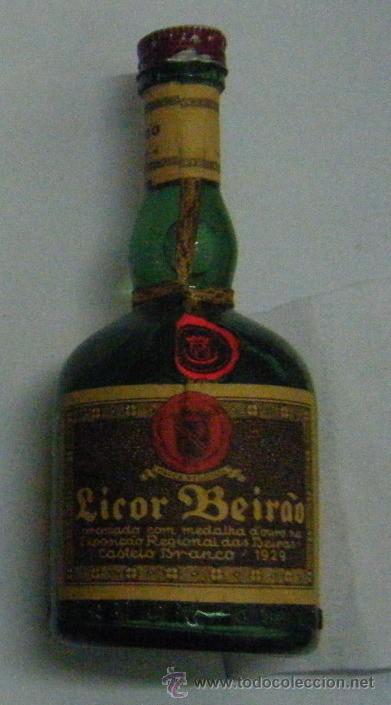 Coleccionismo de vinos y licores: BOTELLIN LICOR BEIRAO  RF-263