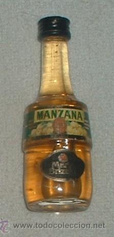 Coleccionismo de vinos y licores: BOTELLIN LICOR DE MANZANA MARIE BRIZARD. BORDEAUX   RF-680