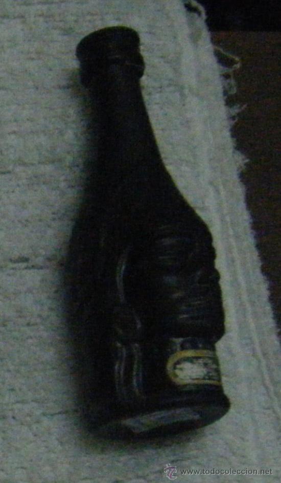 Coleccionismo de vinos y licores: BOTELLIN LICOR MANCO CAPAO. DESTILERIA MOREY     RF-834