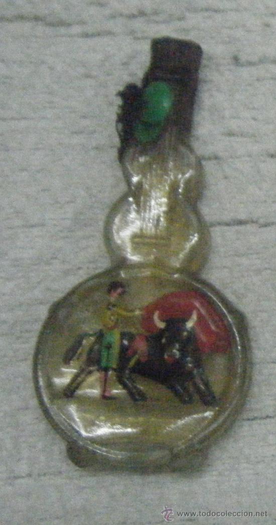 Coleccionismo de vinos y licores: BOTELLIN LICOR. ESCAT S. A. BARCELONA RF-928 (ALTO)