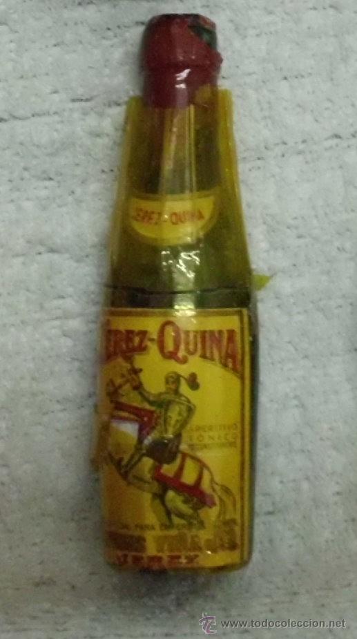 Coleccionismo de vinos y licores: BOTELLIN JEREZ-QUINA. BODEGAS VI&Ntilde;A J. T. JEREZ DE LA FRONTERA    RF-1056