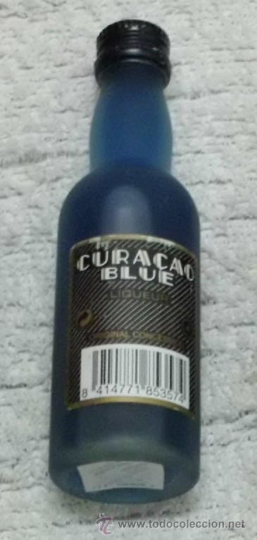 Coleccionismo de vinos y licores: BOTELLIN CURA&Ccedil;AO BLUE LICOR. BEVELAND S. A. GIRONA    RF-1359