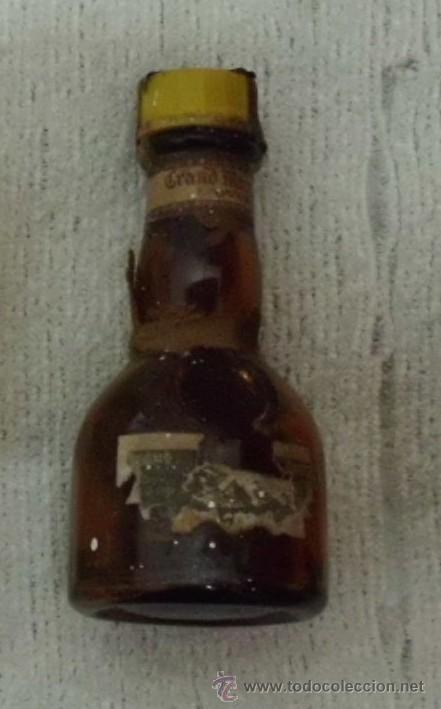 Coleccionismo de vinos y licores: BOTELLIN DE LICOR. SIN ETIQUETA      RF-1556